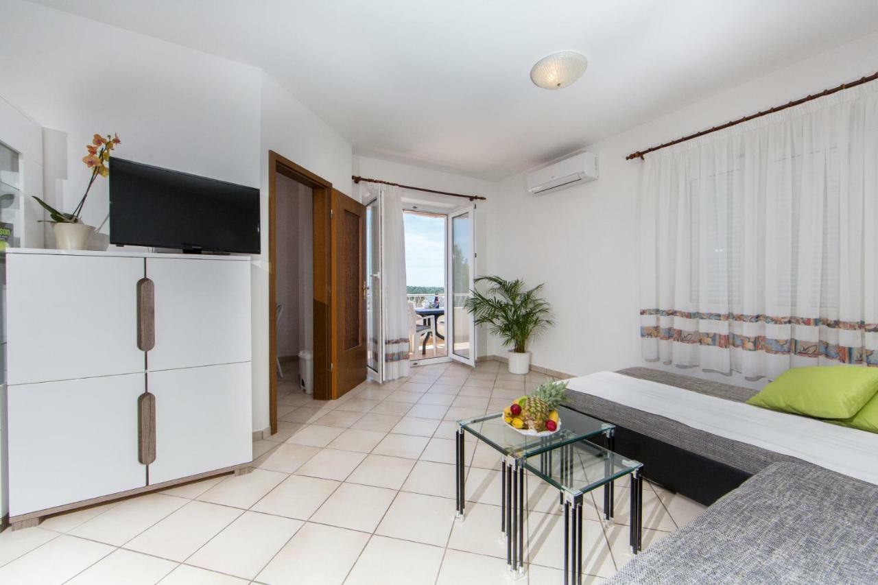 Apartments Sanmichel Pula Luaran gambar